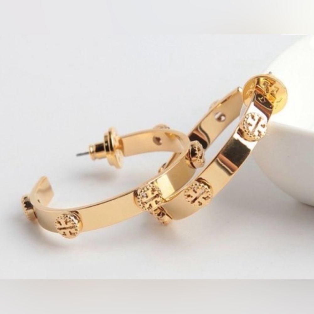 Tory Burch Milgrain Logo Hoop Earring NWOT